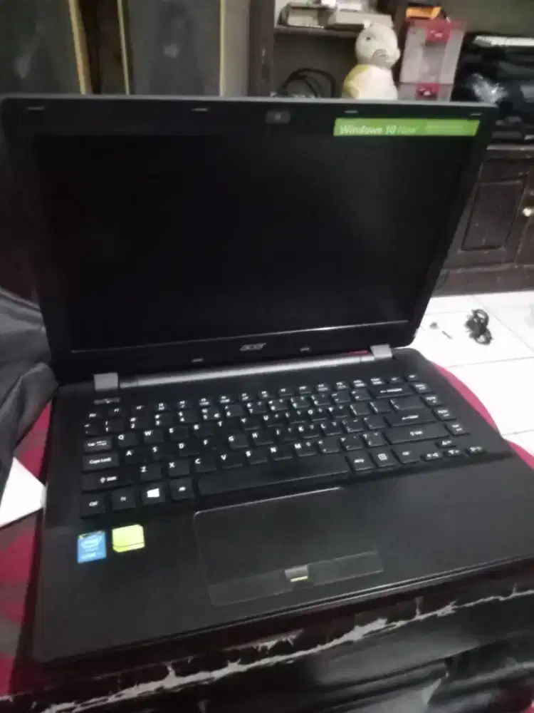 Laptop Acer Core i7 double VGA mulus orian fullset siap pakai