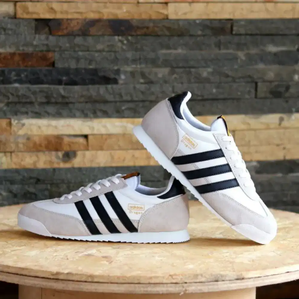 DI JUAL SEPATU ADIDAS DRAGON