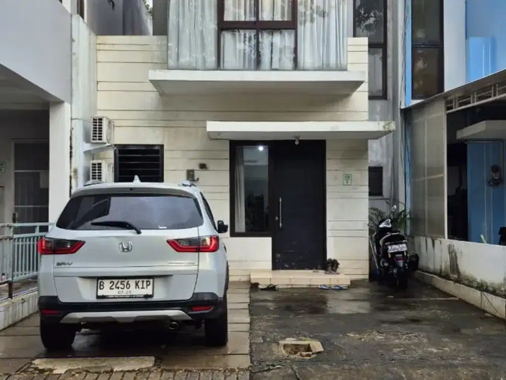 Rumah 2 Lantai di Casa Jardin Cengkareng Bebas Banjir