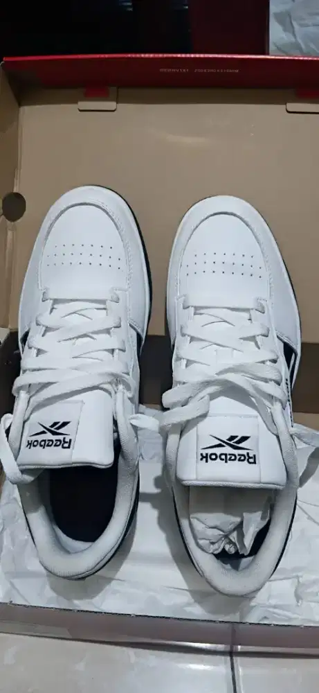 Sepatu Reebok Prime Serve Men's Lifestyle  White Color
