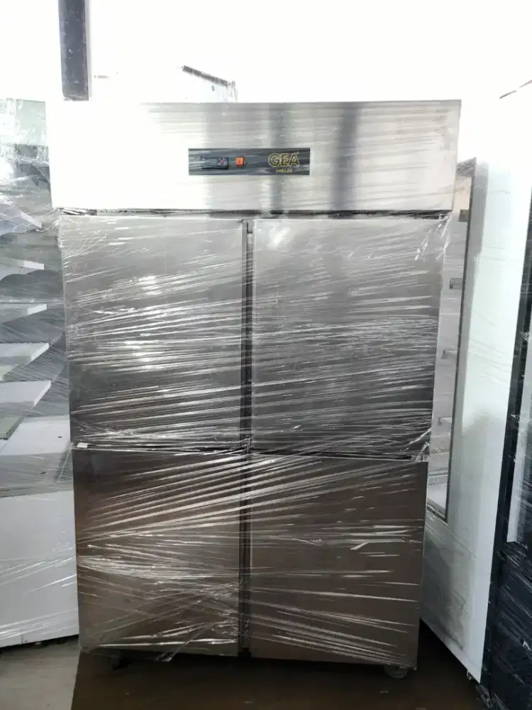 Upright Chiller 4 Door / Upright Chiller 4 Pintu Gea