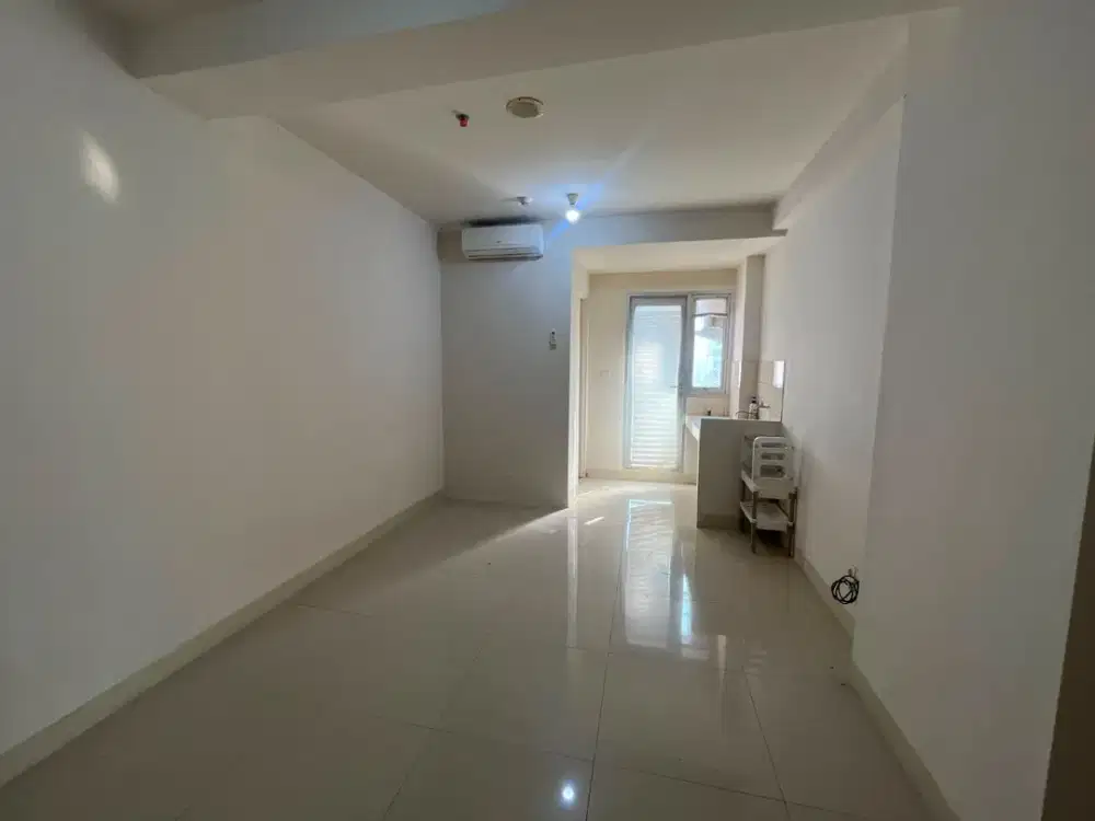Disewakan Studio Oak Tower B Jaktim – Lantai 15, Unfurnish, Hadap Barat