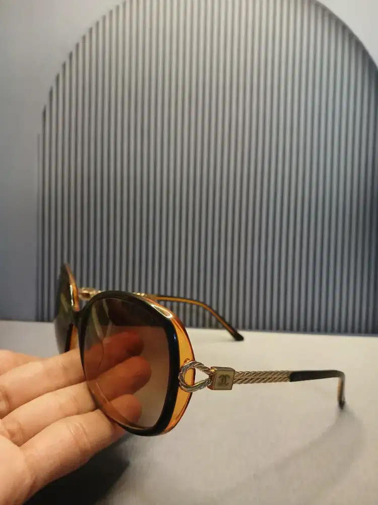 Chanel sunglasess original