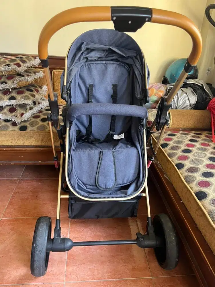 Stroller anak dua arah