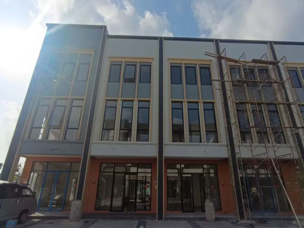 Turun Harga Disewakan Ruko 3 Lantai Hudson 2 Facade Blok D