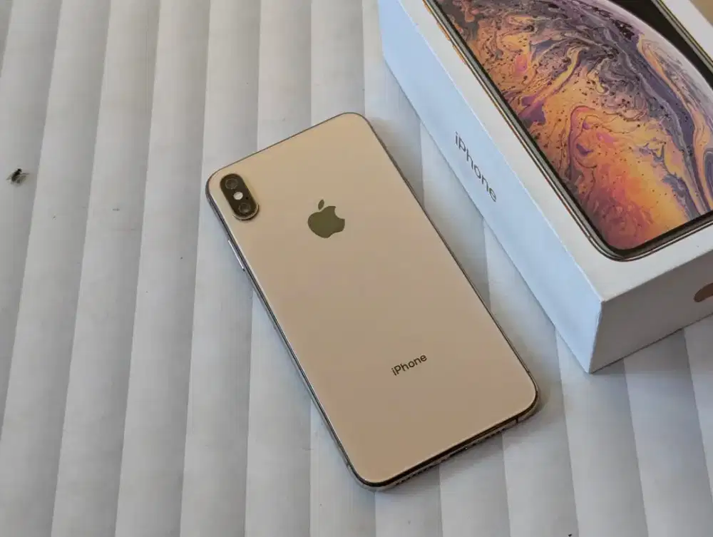 iPhone Xs 512Gb imei whitelist