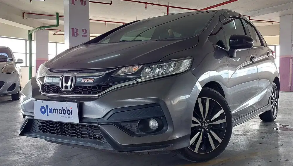 TDP 1 JUTA Honda Jazz 1.5 RS Bensin-AT 2017 Abu-Abu CBZAB
