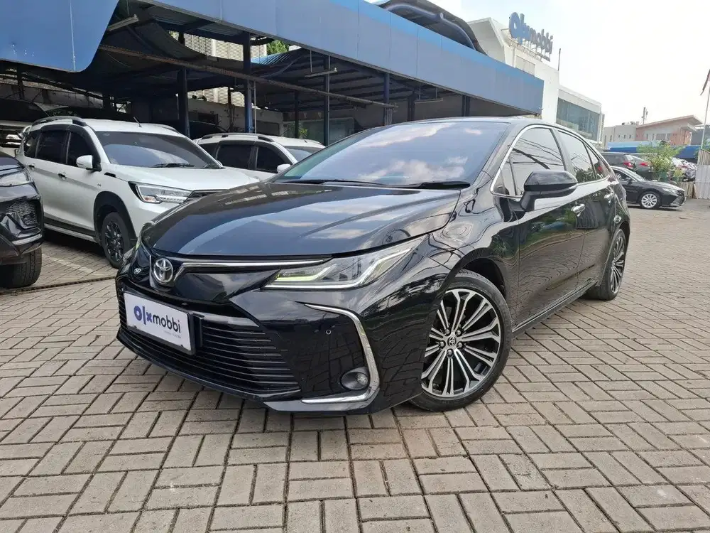TDP 1 JUTA Toyota Corolla Altis 1.8 V Bensin-AT 2021 Hitam CARJB