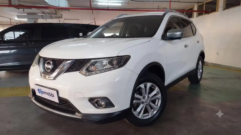 TDP 1 JUTA Nissan X-Trail 2.0 Bensin-AT 2017 Putih CZUQB