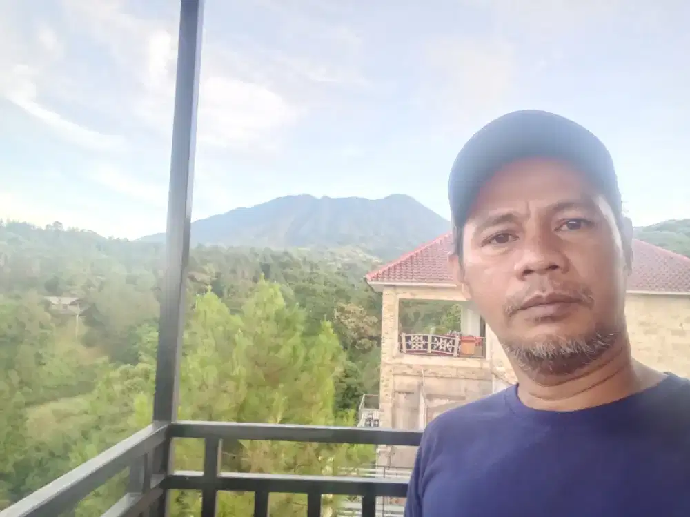 Tukang Bangunan