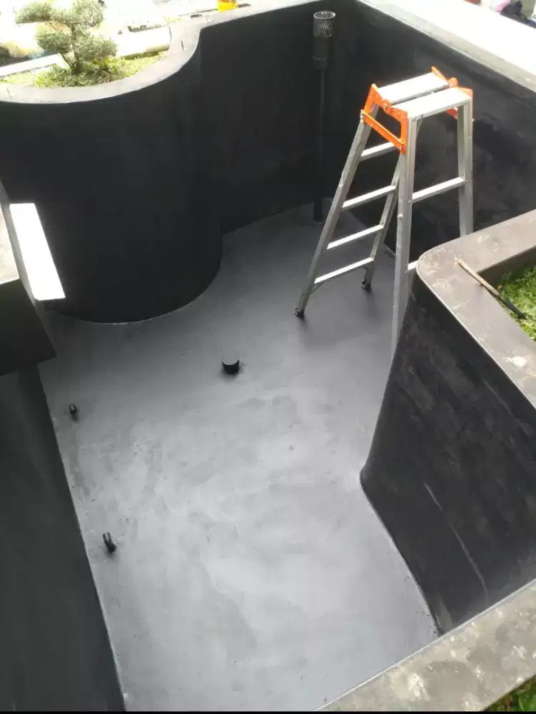 Jasa renovasi pembuatan Kolam ikan koi kebocoran