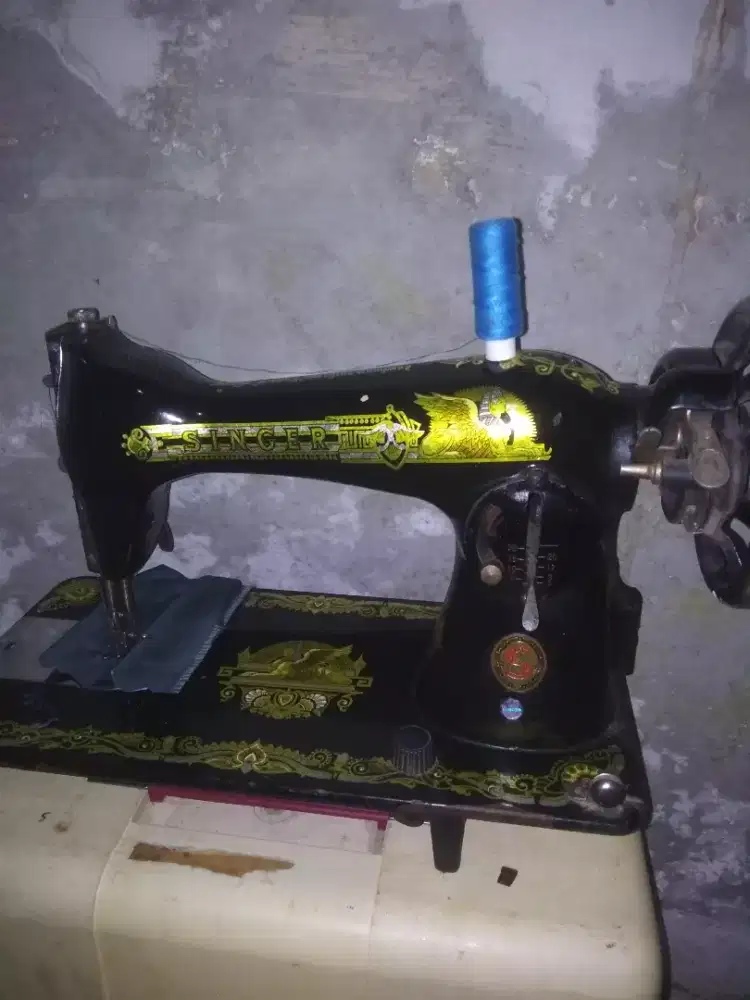 Kepala jahit kecil