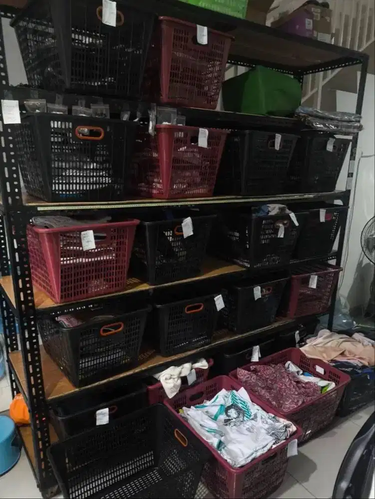 JUAL CUSTOMER LAUNDRY + MESIN + PERLENGKAPAN LAUNDRY