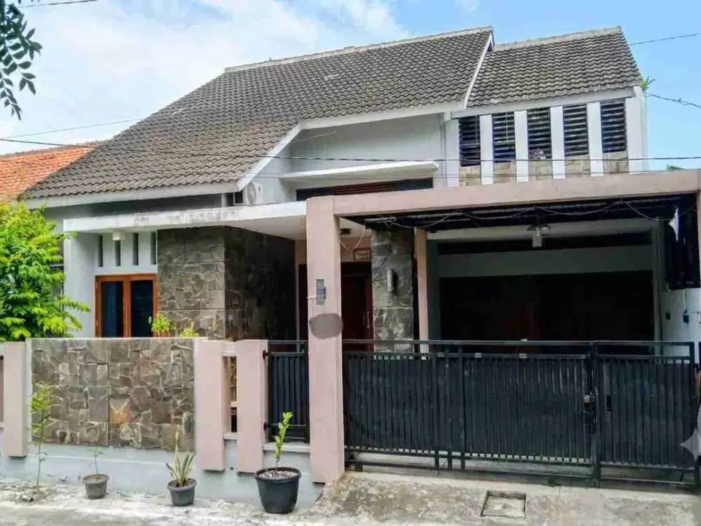 RUMAH DI PERUM DOLOG TLOGOSARI WETAN PEDURUNGAN SEMARANG