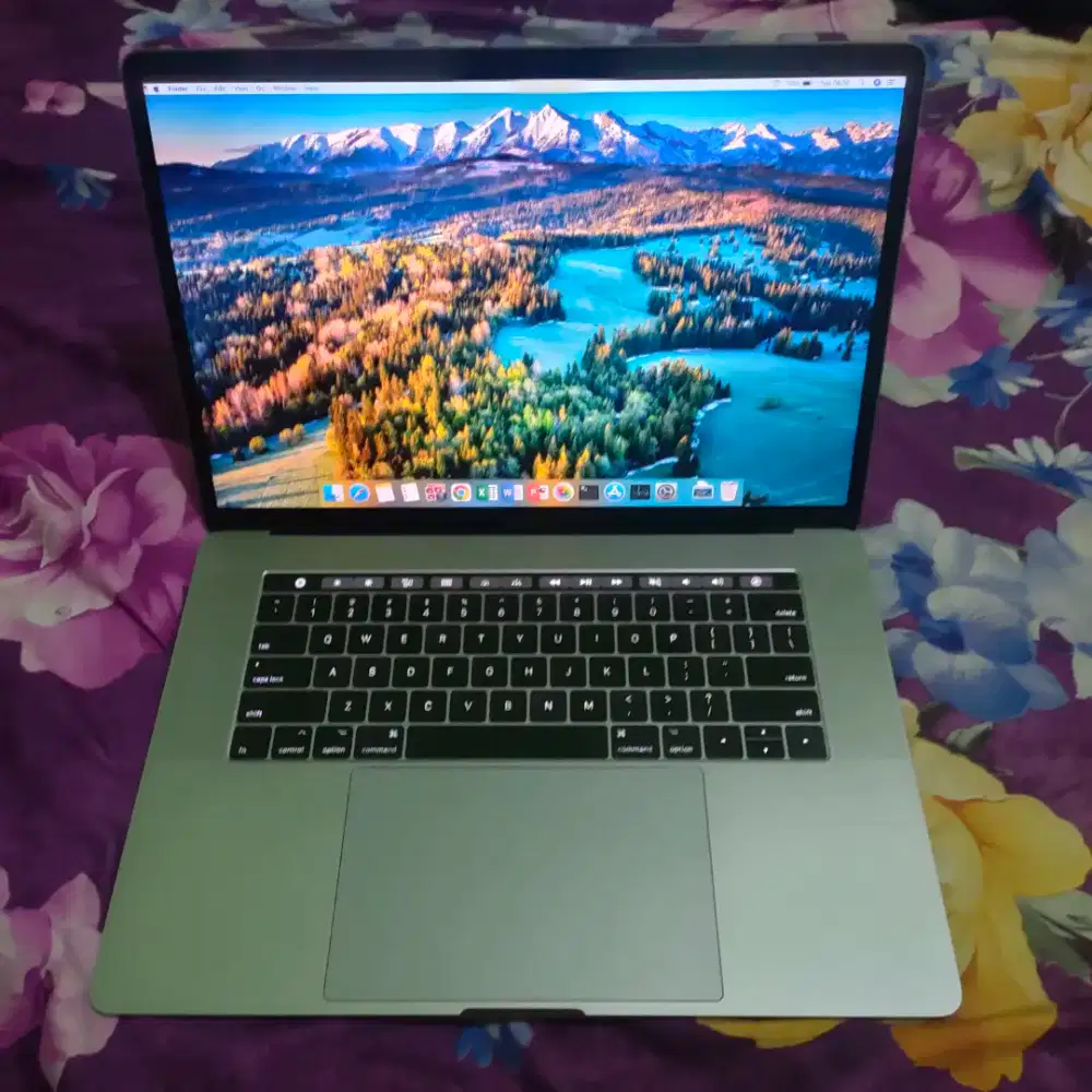 apple macbook pro 15 - 2017 touchbar core i7 16gb/256gb