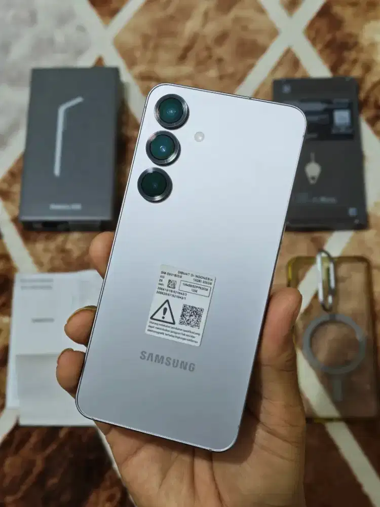 samsung S25 12/256 Garansi Resmi sein indo aktip