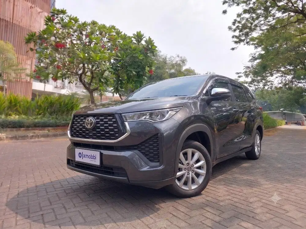 TDP 1 JUTA Toyota Kijang Innova 2.0 Zenix V CVT AT 2023 Putih CHKJB