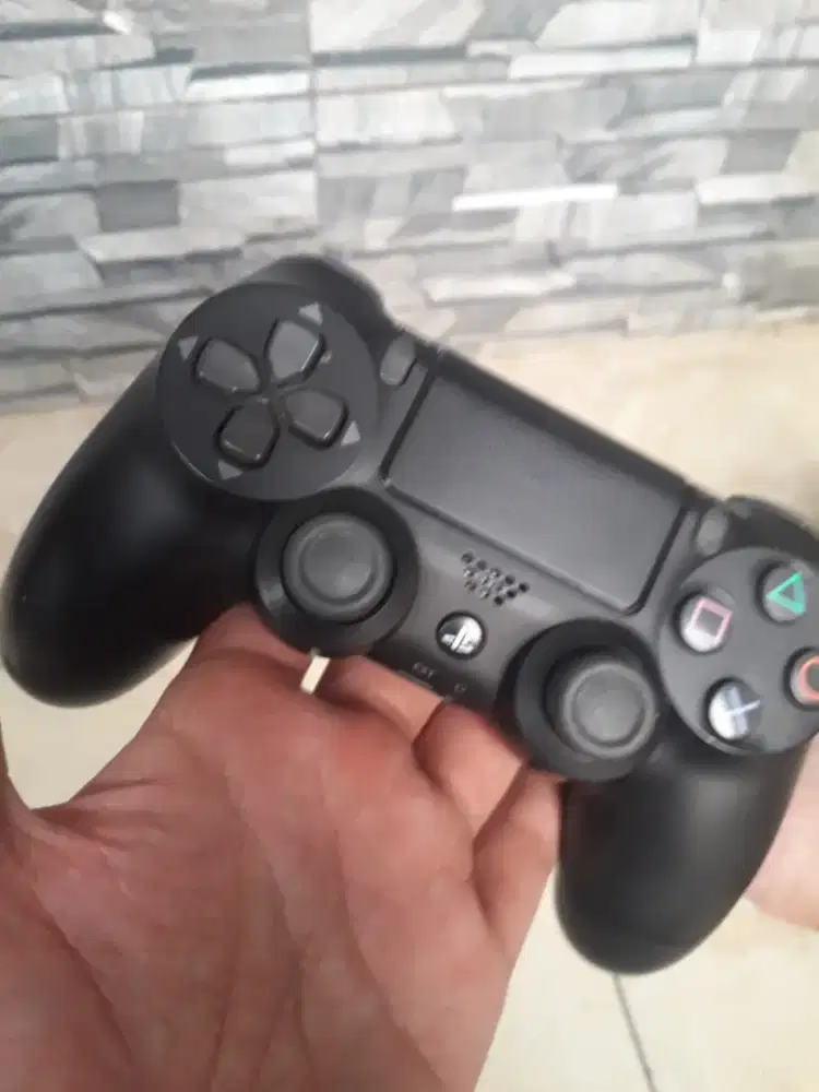 Stik PS4 ori mesin light bar normal mulus poris cipondoh