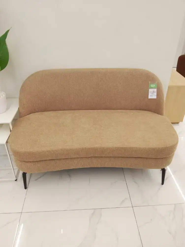 Sofa tamu 2 seater minimalis