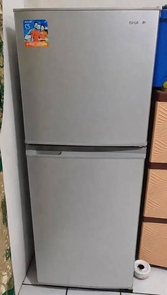 kulkas sharp 2 pintu