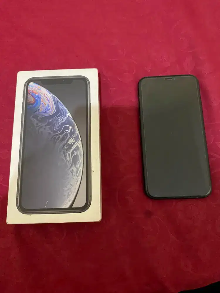 iPhone XR 128GB iBox