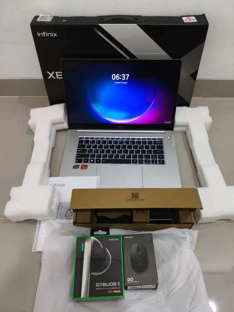 Laptop INFINIX XBOOK 15 Ryzen 5825U MVMe 512Gb Ram DDR4 8Gb