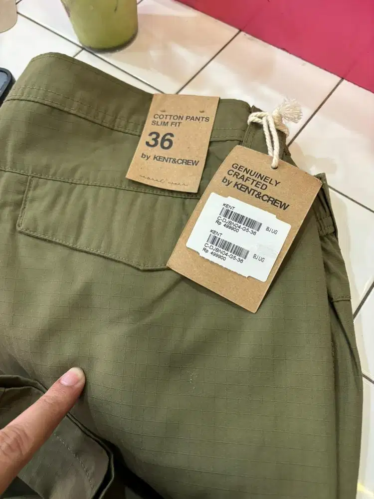 Celana pendek Kent & Crew size 36 ( baru )