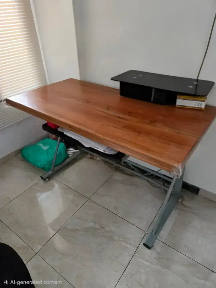 Meja Komputer Ex Informa