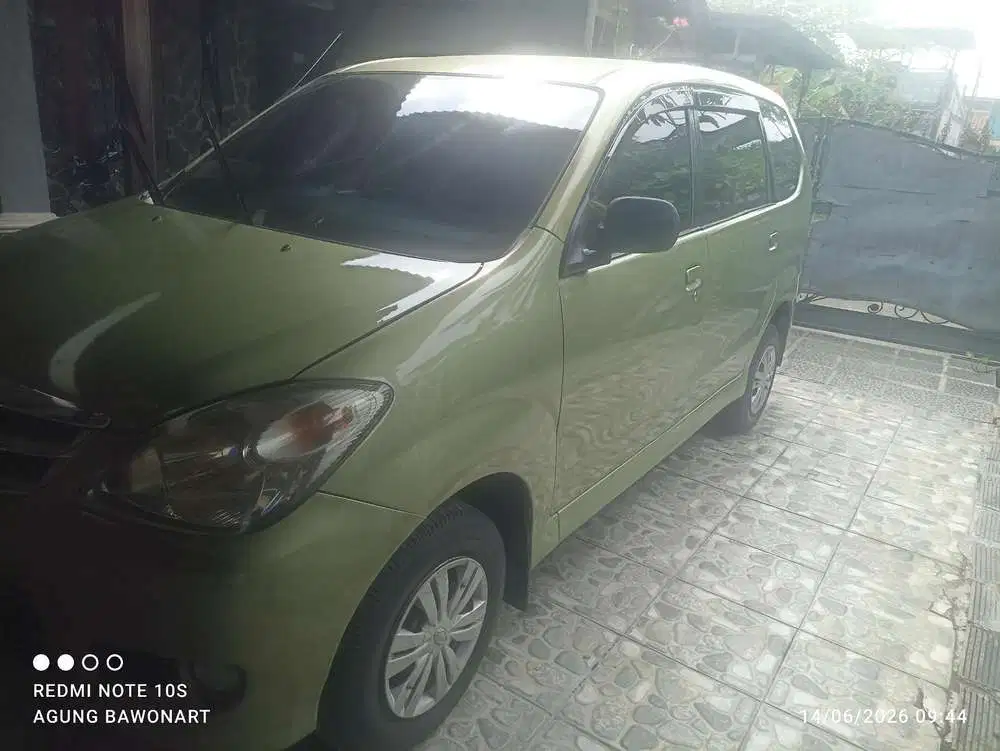 Daihatsu Xenia 2008 Bensin