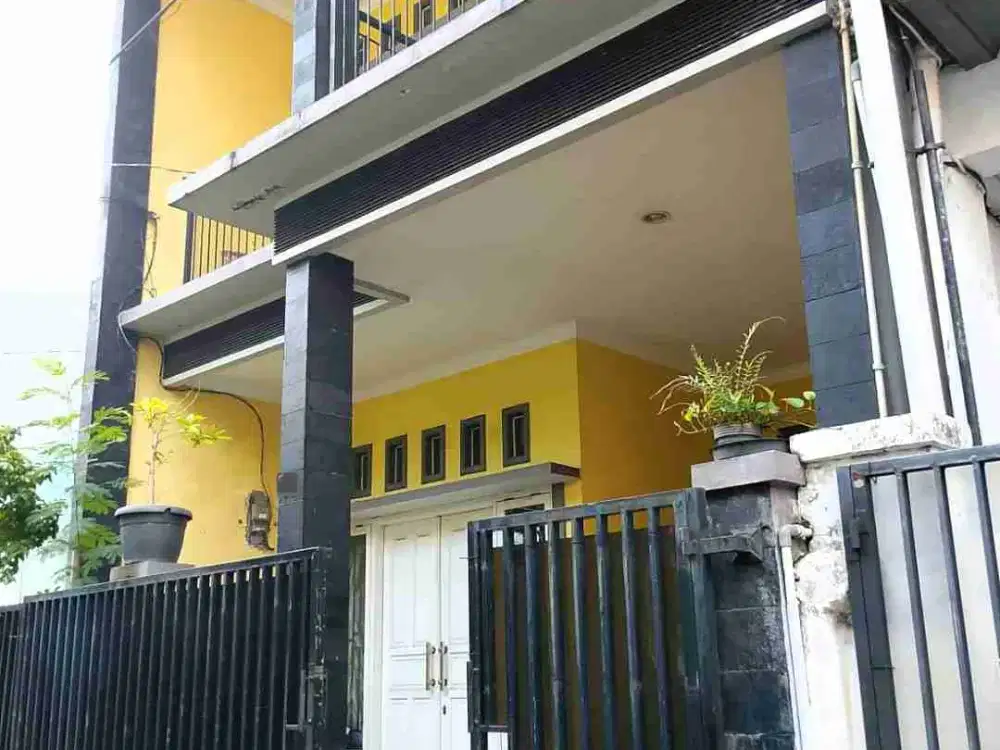 Rumah 2 Lantai Pondok Kelapa
