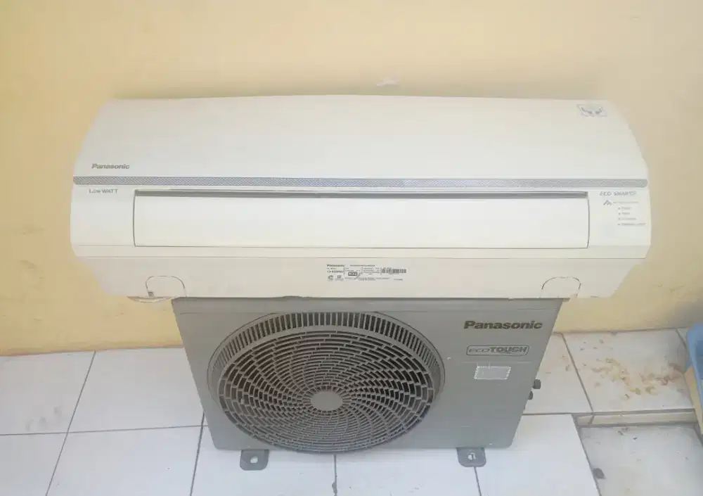 ac panasonic 1/2 R32 ori