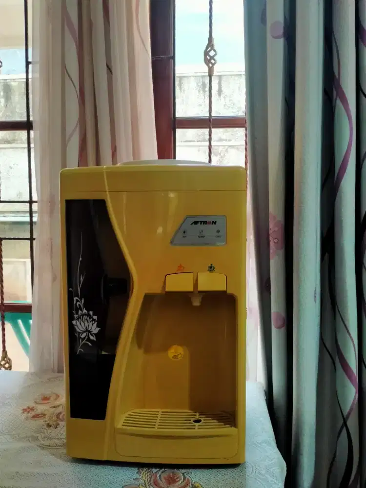Dispenser AFTRON Hot & Cold - Kondisi Mulus, Normal 100%