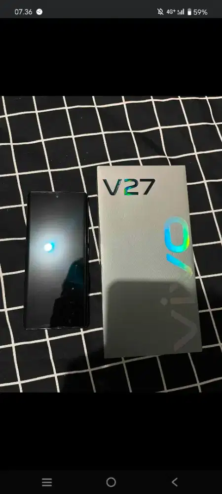 Vivo v27 5g ram 8+8/256