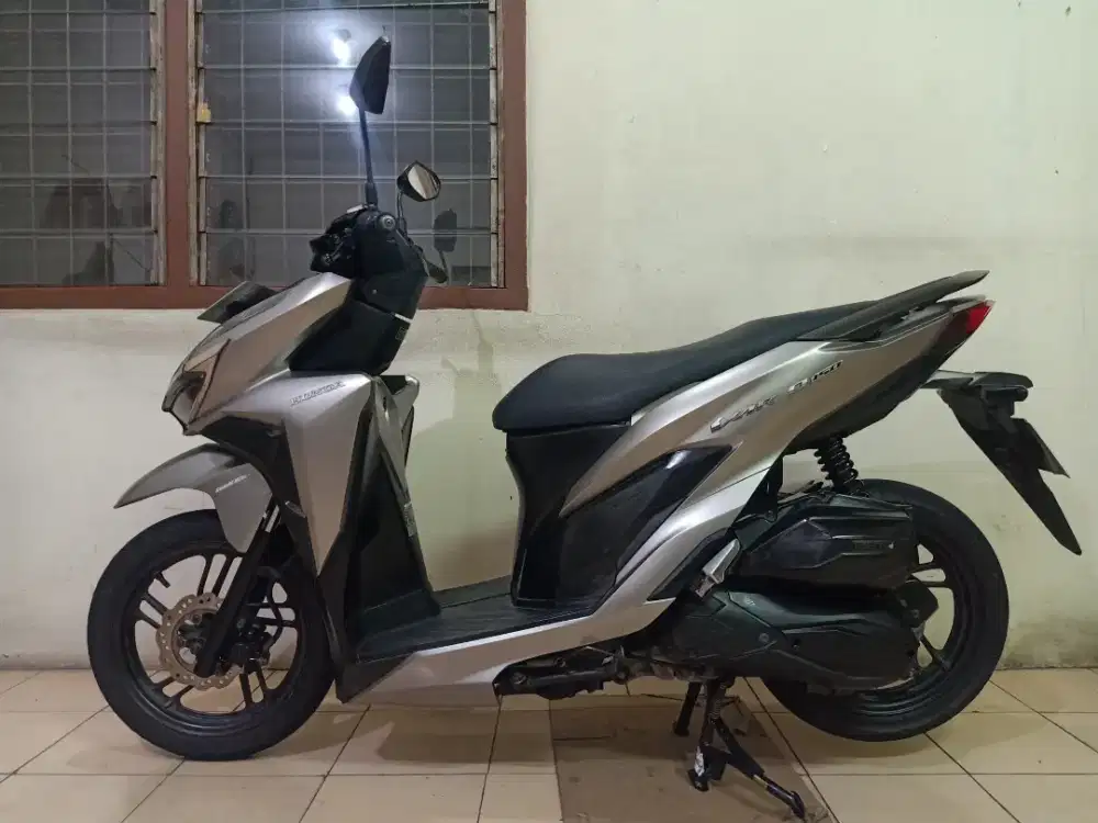 Honda VARIO 150 KEYLESS CBS ISS 2019 BL 2 ( MULUS / TERAWAT) B DKI