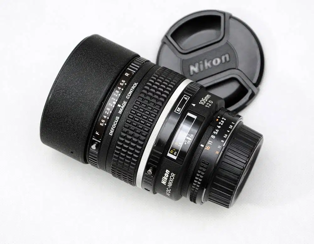 Lensa Nikon 105mm f2 DC AFD