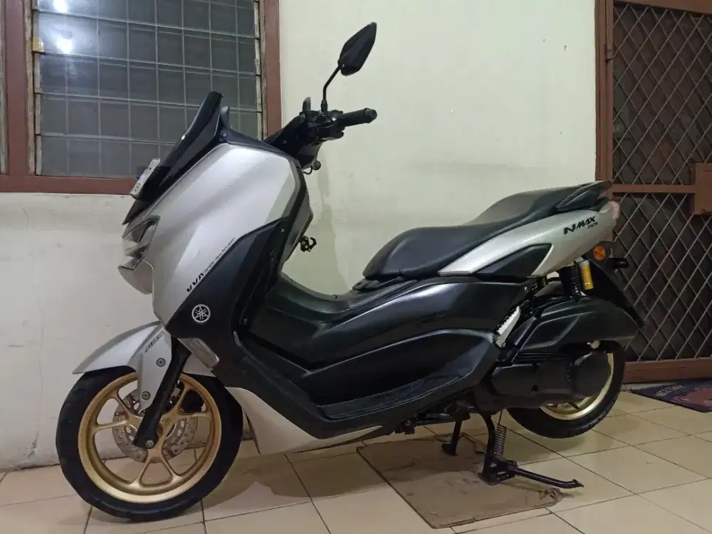 Yamaha NMAX 155 ABS KEYLESS 2023 ( TYPE TERTINGGI / LIKE NEW) B DKI