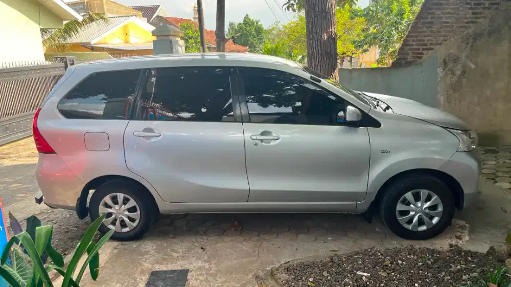 Mobil avanza dijamin mesin halus