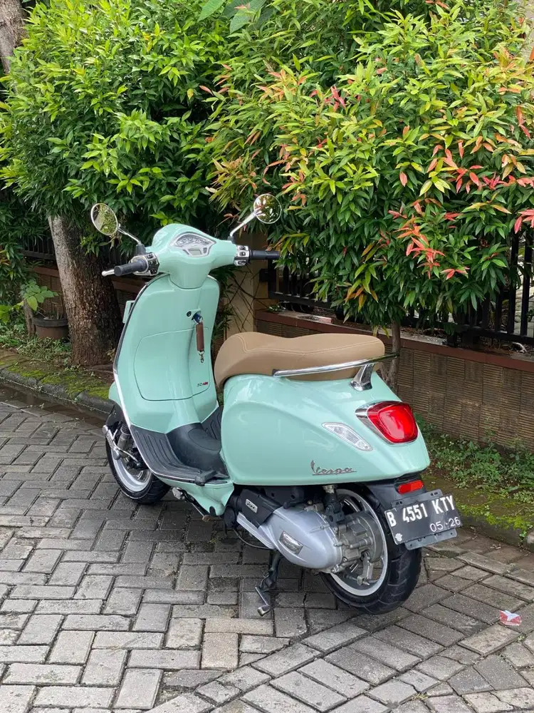 DIJUAL VESPA MATIC PRIMAVERA TAHUN 2021