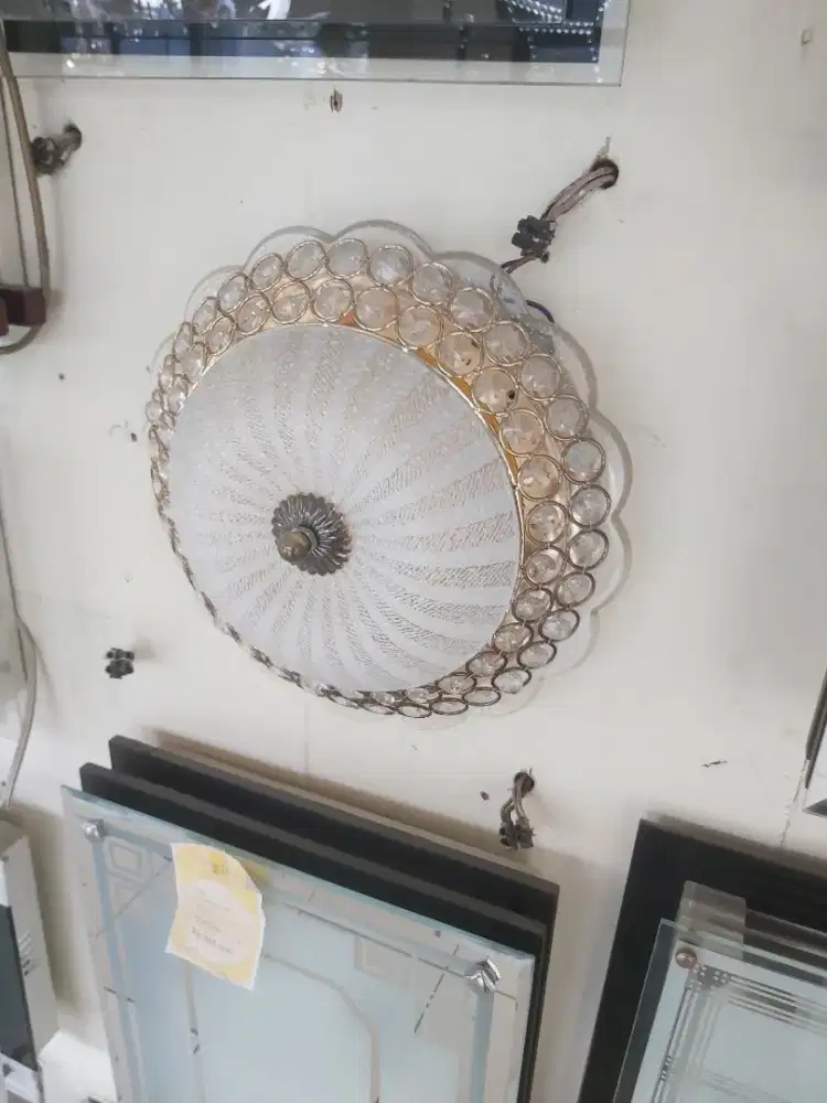 LAMPU PLAFON CRYSTAL