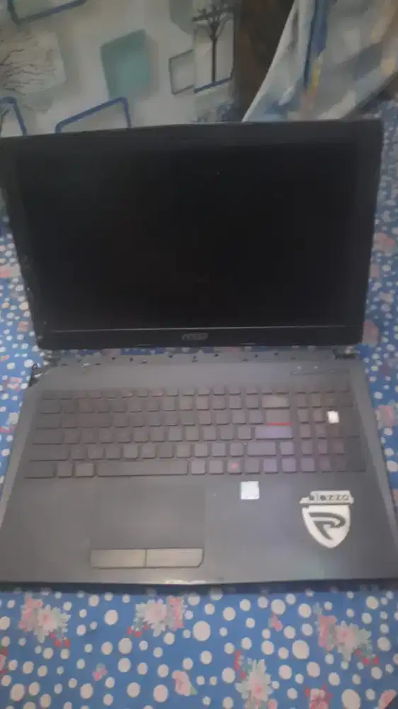 Jual cepat Laptop msi gl62 core i7 hdd 1tb minus