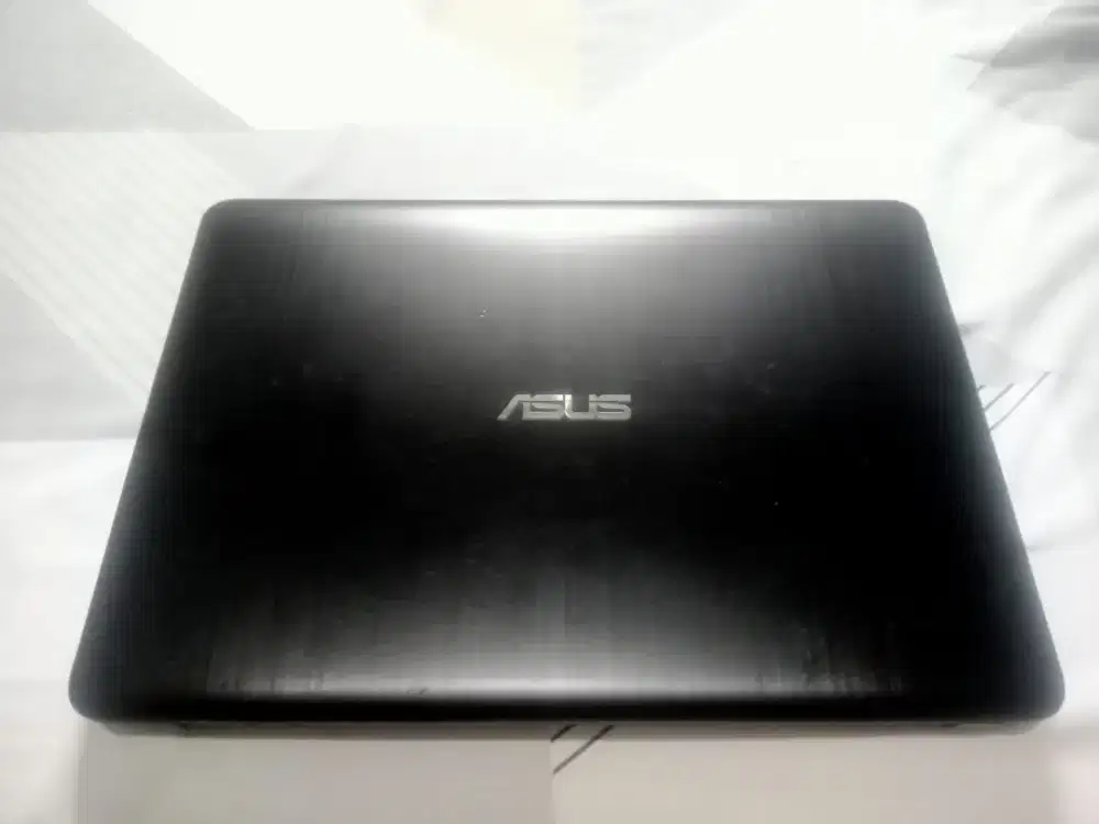 Di jual laptop Asus