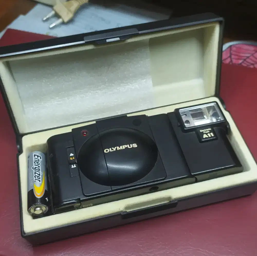Jual kamera analog Olympus XA2