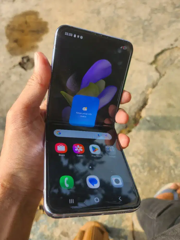 Samsung z flip 4 resmi sein ram 8/128 lengkap mulus nominus