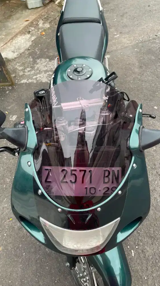 Edisi bosen. Kalo punya xsr boleh. Nego tips