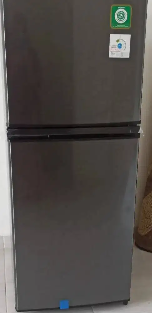 kulkas sharp 2 pintu dingin banget