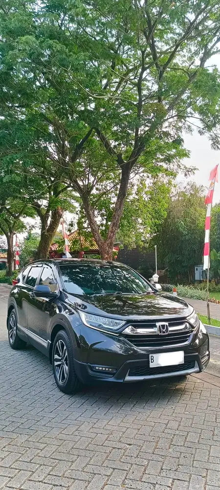 HONDA CRV PRESTIGE TURBO 1.5 CC LOW KILOMETER KONDISI SIAP PAKAI