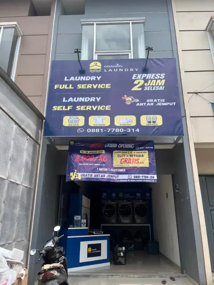 Laundry setrika uap
