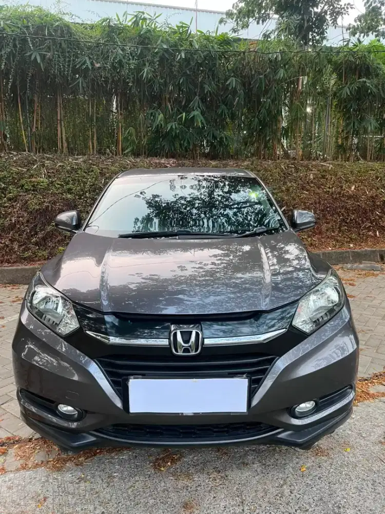 Honda HR-V tipe E tahun 2016
