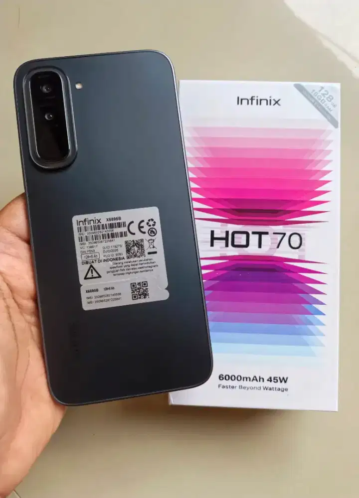 (3 Minggu Pakai) Infinix Hot 70 8/128 Like New
