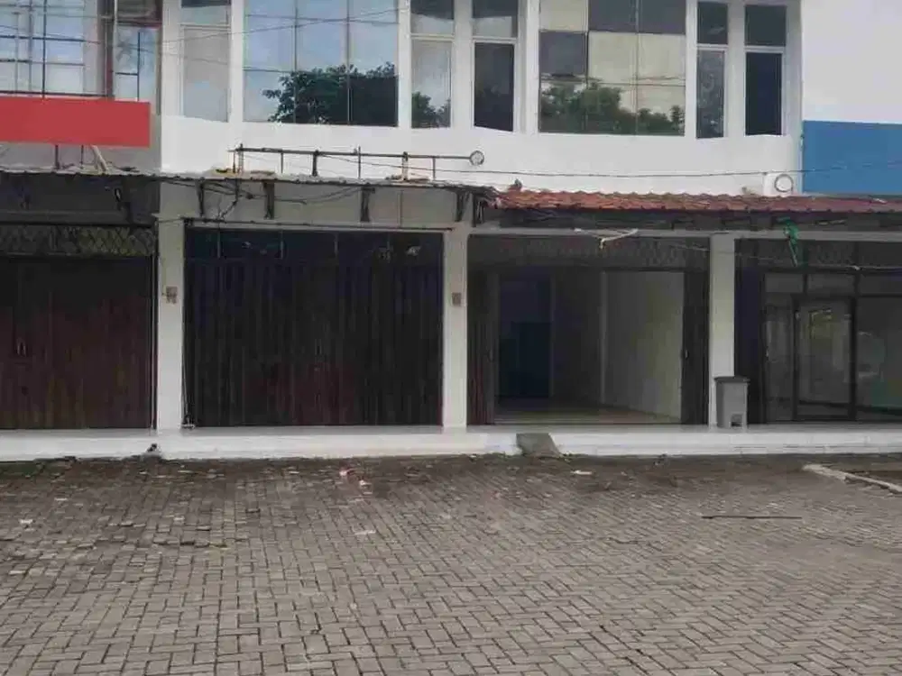 Disewakan Ruko 2 Lantai Siap Pakai Area Komersil di Jakasampurna Bekasi Barat